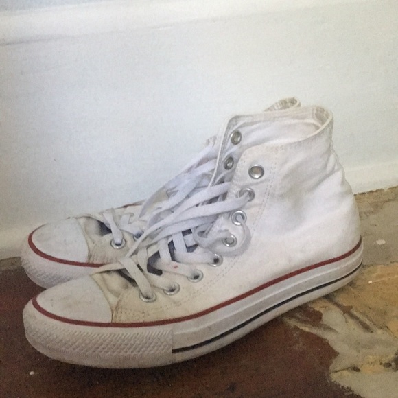 magic eraser on converse